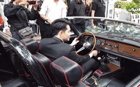 Ông Cao Thắng than khó khi cầm lái chiếc Fiat 124 Sport Spider số sàn đón Đông Nhi về làm vợ