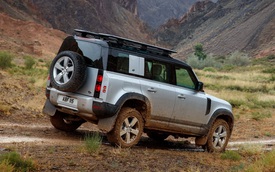 Land Rover phát triển siêu sang Defender đấu Maybach GLS