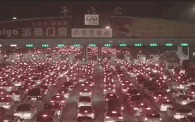 Cảm thấy cảnh tắc đường ở Hà Nội hay TP.HCM đã là tồi tệ? Đây là cảnh tượng 1/3 dân số Trung Quốc đổ ra đường