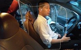 Tài xế Hà Nội và Sài Gòn tự chế ‘giáp’ trên ô tô nhận nhiều phản hồi khó ngờ