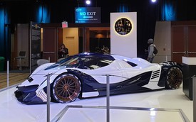 Devel Sixteen - Siêu xe Dubai 5.000 mã lực đe dọa "nhấn chìm" Bugatti Chiron cháy hàng, khách đặt 2 năm mới có xe