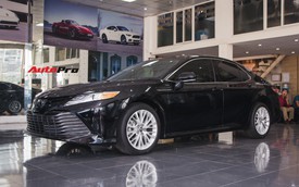 Khám phá Toyota Camry thế hệ mới đầu tiên VN: nhập Mỹ chất chơi, giá 2,5 tỷ đồng ngang Lexus ES250