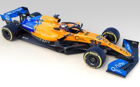 Khám phá bí ẩn sau lớp sơn "đu đủ" của siêu xe Công thức 1 McLaren
