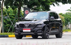 Bán xe sang kiểu VinFast: Tìm khách cũ tặng quà trăm triệu, trả lãi vay cho người mua mới