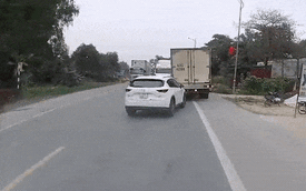 Clip: Mazda CX-5 'khúm núm' trước cảnh tượng kinh hoàng trước mắt