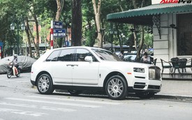 Vừa khui công, Rolls-Royce Cullinan đầu tiên Việt Nam đã cùng chủ nhân dạo phố Hà Nội