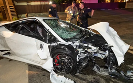 Thanh niên 18 tuổi phê thuốc, lái siêu xe Lamborghini Gallardo của phụ huynh đi chơi, gây tai nạn thảm khốc