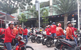 Hàng trăm tài xế đình công phản đối chính sách của Go-Việt: “Chúng tôi làm 17-18h/ngày cũng không đủ điểm để đạt mức thưởng đưa ra”