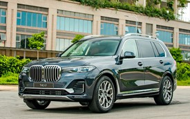 Chi tiết BMW X7 chính hãng: Lấy trang bị và giá bán 'đè bẹp' Lexus LX570