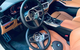 BMW 330i M Sport gần 2,4 tỷ đồng chưa đủ thoả mãn, chủ xe vừa lấy khỏi showroom đã nâng cấp loạt ‘đồ chơi’ hàng hiệu