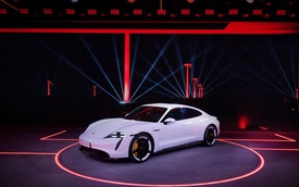 Porsche Taycan ra mắt, xứng danh siêu phẩm chỉ chờ ngày về Việt Nam