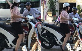 Người đàn ông chật vật dắt xe máy bị hỏng giữa trời nóng và hành động của người phụ nữ chạy SH khiến nhiều người bất ngờ