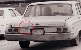 Bức ảnh ô tô chạy trên đường gây rùng mình với chi tiết bàn tay thò ra khỏi cốp xe hé lộ ý định giết người diệt khẩu của 3 kẻ ác