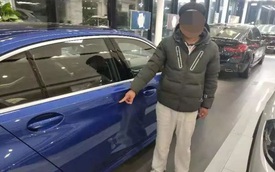 Thanh niên rạch xước xe BMW trong showroom để ép bố mua