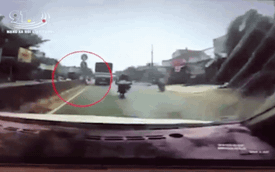 Bản tin tổ lái: "Sân khấu" của nữ ninja và cú đâm trực diện từ xe ba gác