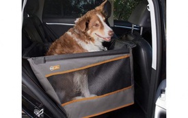 Ngắm những mẫu ghế dành cho cún cưng trên xe hơi