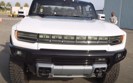 Soi GMC Hummer EV ngoài thực tế: Nhiều chi tiết đẹp hút hồn đại gia Việt