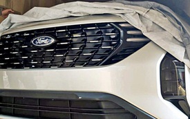 Ford EcoSport thế hệ mới lần đầu lộ điện: Mặt như SUV hạng C, đe nẹt lại Kia Seltos