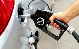 Trạm xăng khiến khách hàng phẫn nộ vì đổ nhầm nhiên liệu gây hỏng hàng chục xe
