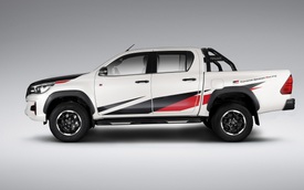 Toyota Hilux mới lộ diện với động cơ 2.8L còn mạnh hơn trước, đe dọa Ford Ranger