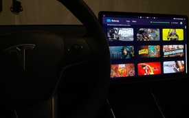 Người dùng tìm ra cách chơi game máy tính trên xe Tesla, cộng đồng mạng nghi ngờ tính an toàn và khẳng định chắc nịnh của chủ sở hữu