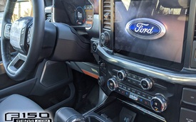 Ford F-150 đời mới lộ trọn vẹn nội thất với dàn màn hình siêu lớn