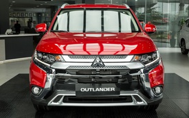 Ra mắt Mitsubishi Outlander 2020 'full option' tại Việt Nam: Giá gần 1,06 tỷ đồng, phả hơi nóng lên Honda CR-V