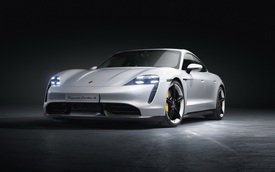 Ra mắt chưa lâu, Porsche Taycan đã được ưu ái nâng cấp phiên bản mới