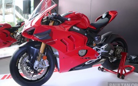 Khám phá bộ đôi “siêu” mô tô Ducati Panigale V4S và Panigale V2 2020