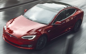 Tesla chính thức công bố Model S Plaid: 'Kẻ hủy diệt siêu xe'