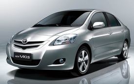 Toyota tăng số lượng triệu hồi Vios và Corolla Altis ở Việt Nam