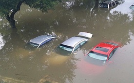 Ô tô bị ngập nước do bão lũ có được bảo hiểm bồi thường không?