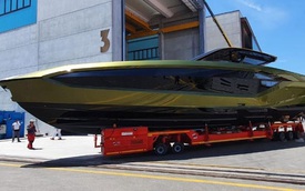 Sau thời gian dài chờ mòn mỏi, Conor McGregor sắp được nhận siêu du thuyền Lamborghini Tecnomar giá hơn 3,5 triệu USD