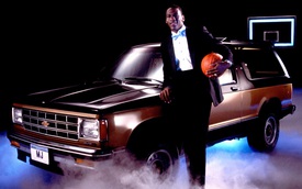 Sở hữu dàn xe hàng triệu USD, huyền thoại bóng rổ Michael Jordan vẫn phải tậu Toyota Land Cruiser để đi chơi thể thao