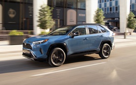 Toyota bất ngờ hạ hệ GM, trở thành vua doanh số ô tô tại Mỹ năm 2021