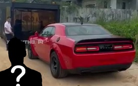 Dodge Challenger Super Stock đầu tiên Việt Nam về tay đại gia Phú Thọ: Giá khoảng 7 tỷ đồng, hơn 800 mã lực mạnh nhất dòng xe cơ bắp trong nước