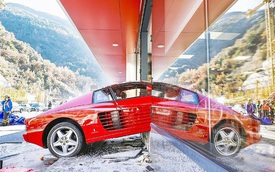 'Dân chơi' 82 tuổi tông siêu xe Ferrari vào trung tâm thương mại