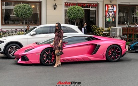 Đại gia lan đột biến hội ngộ siêu xe ngày cuối năm, Rolls-Royce cổ của tỷ phú USD gây chú ý