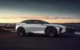 Xe Lexus hứa hẹn sẽ lái 'hay' và tốc độ hơn trong tương lai
