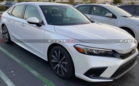 Honda Civic đời mới lần đầu lộ diện ngoài đời thực - Đối thủ trực diện của Mazda3 và Hyundai Elantra