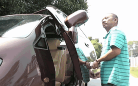 "Cha đẻ" chiếc ô tô điện Việt Nam chạy 100km tốn 15.000 đồng tiền điện: "Tôi đã phải bán nhà"