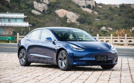 Xe điện Tesla vừa mở hàng tại Trung Quốc đã bán đắt như tôm tươi, 100.000 đơn chốt chỉ trong vòng vài tiếng