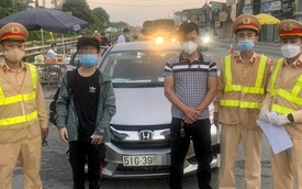 Hà Nội: Tài xế "giấu" bé trai trong cốp xe để thông chốt kiểm dịch