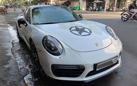 Rộ tin ông trùm cà phê Đặng Lê Nguyên Vũ chia tay 1 trong 3 chiếc Porsche 911 Turbo S hàng hiếm của mình sau khi bán chiếc BMW Z3 hàng độc