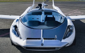 Chiếc ô tô động cơ BMW này có thể bay như máy bay, cứ tầm 1.000 km mới phải tiếp nhiên liệu