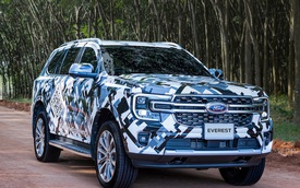 Ford Everest 2022 rục rịch về Việt Nam, bản cũ được nâng cấp lần cuối: Titanium 4x2 giá gần 1,2 tỷ đồng, động cơ mới mạnh hơn, thêm công nghệ
