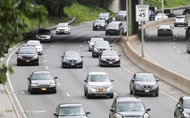 Trung bình người Việt mất bao lâu mới có thể mua được một chiếc ô tô?