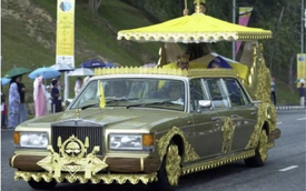 Cận cảnh cuộc sống giàu có của Quốc vương Brunei