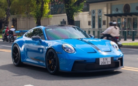 Doanh nhân Nguyễn Quốc Cường lần đầu lái Porsche 911 GT3 2022 xuống phố, giá đồn đoán hơn 17 tỷ đồng
