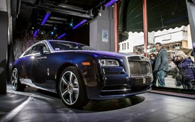 Rolls-Royce Wraith bắt đầu đến showroom